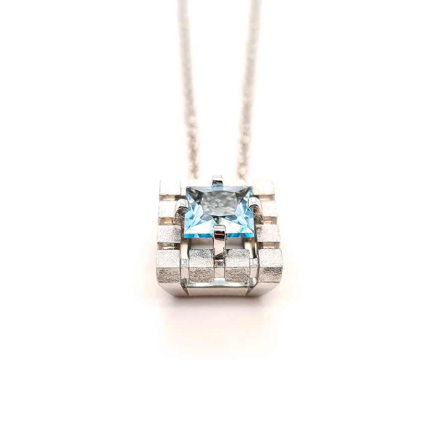 9ct White Gold and Aquamarine Necklace "Cube"