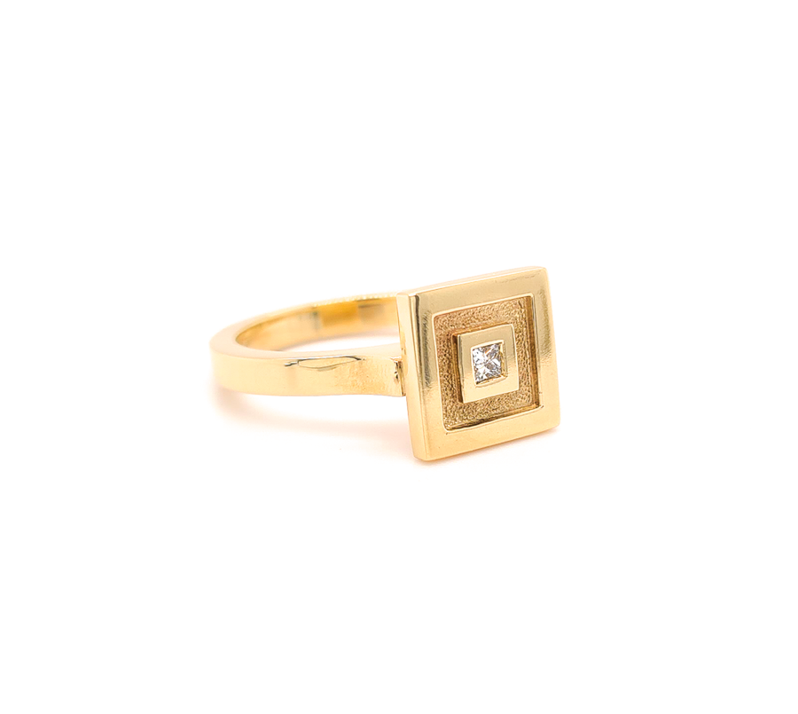 9ct Gold and Diamond Rings  "Carré"