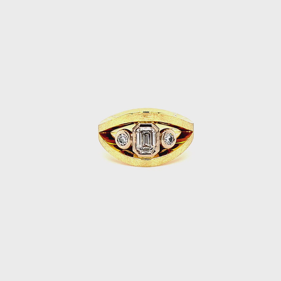 18ct Gold and Diamond Engagement Ring "Diamond Reflections"