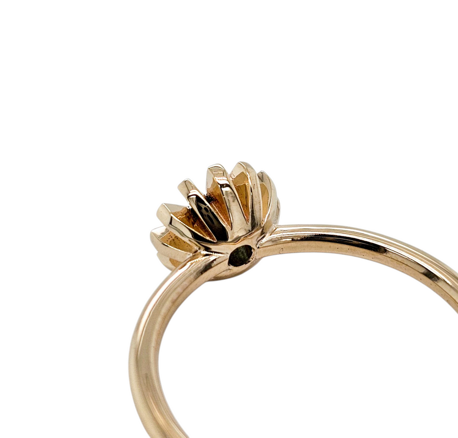 9ct Yellow Gold & Sapphire Ring "Midnight Bloom"