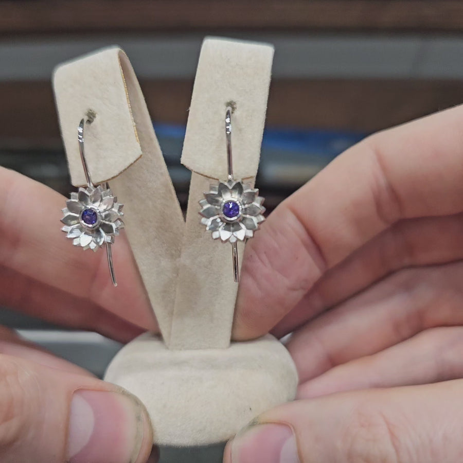 9ct white gold "Fleur" hook earrings.