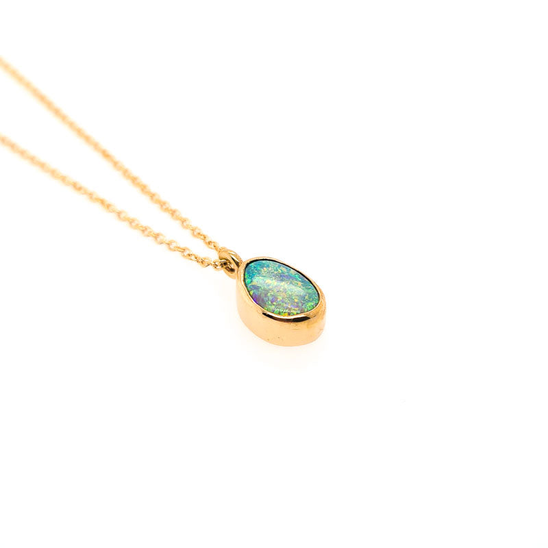 "9ct Yellow Gold Opal Necklace"