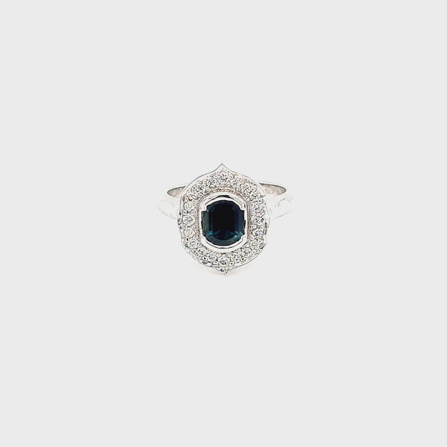 9ct White Gold and Sapphire Ring "Envy"