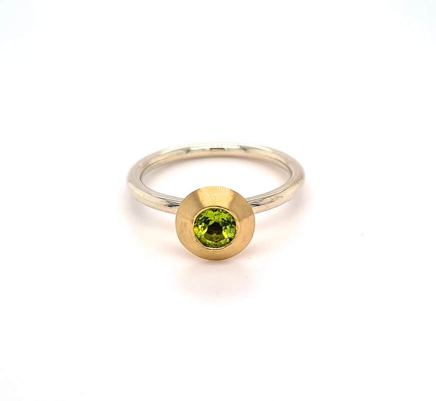 Green 2025 peridot ring